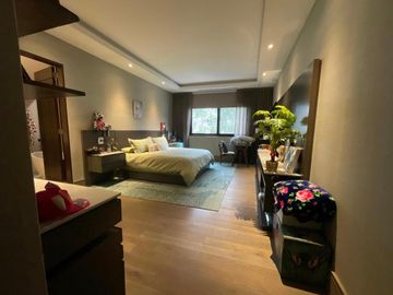 Increíble Casa en Venta Colonial de La Sierra.