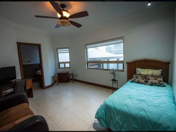 Increíble Casa en Venta en Residencial Las Lajas San Jeronimo, Monterrey N. L.