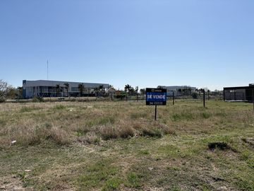 Lote con vista al lago. Tierra de Sueños 3. Escriturable.