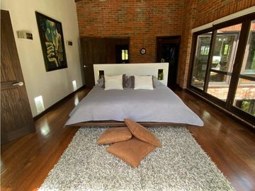 VENTA CASA CAMPESTRE ALTO DEL ESCOBERO - ENVIGADO
