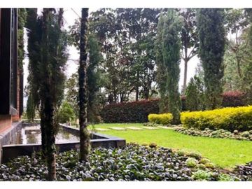 VENTA CASA CAMPESTRE ALTO DEL ESCOBERO - ENVIGADO