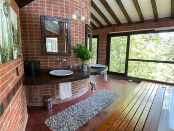 VENTA CASA CAMPESTRE ALTO DEL ESCOBERO - ENVIGADO