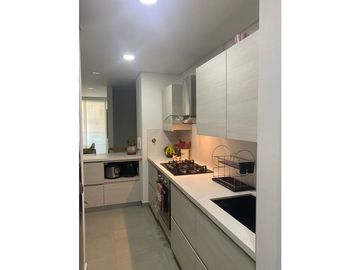 VENTA APARTAMENTO LAURELES