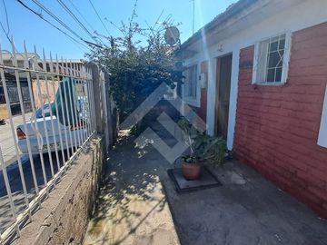 Casa en Venta en Av Lo Martinez / Los Cerezos