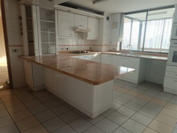 Departamento en Venta en Americo Vespucio Norte 1550
