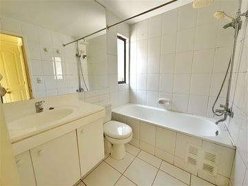Casa en Venta en Excelente ubicación!! En Condominio!!
