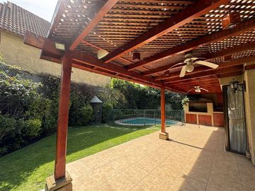 Casa en Venta en Excelente ubicación!! En Condominio!!