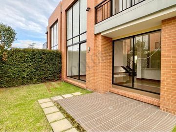 EXCELENTE CASA IDEAL PARA LA FAMILIA