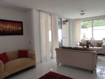 En Venta Casa Campestre En Ciudad Alfaguara, Jamundi