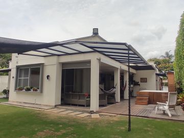 En Venta Casa Campestre En Ciudad Alfaguara, Jamundi