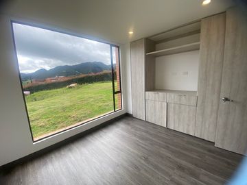 Arriendo - Casa Campestre Para Estrenar En Macadamia, La Calera