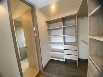 Arriendo - Casa Campestre Para Estrenar En Macadamia, La Calera