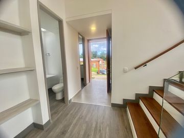 Arriendo - Casa Campestre Para Estrenar En Macadamia, La Calera