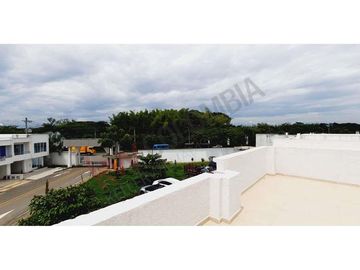 Vendo Casa de tres pisos en Conjunto Campestre Cerrado