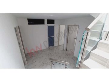 Vendo Casa de tres pisos en Conjunto Campestre Cerrado