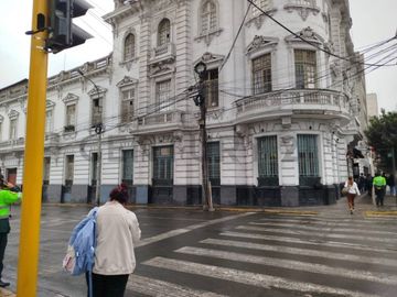 Venta de Local Comercial en el Centro de Lima