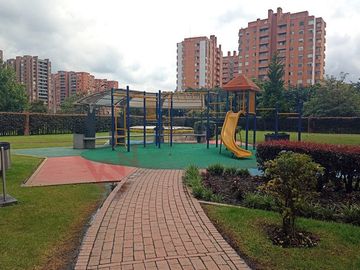 En Venta Apartamento Con Club House, En Mazuren