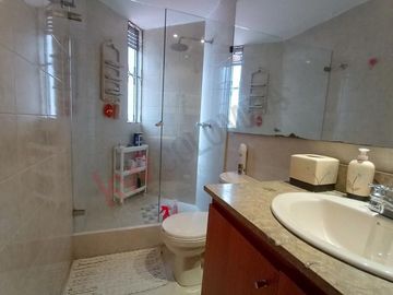 En Venta Apartamento Con Club House, En Mazuren