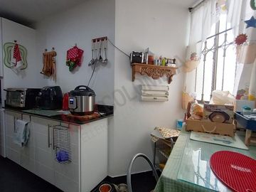 En Venta Apartamento Con Club House, En Mazuren
