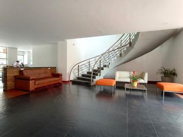 En Venta Apartamento Con Club House, En Mazuren