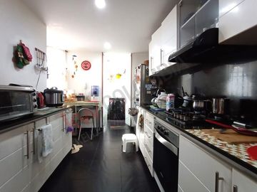 En Venta Apartamento Con Club House, En Mazuren