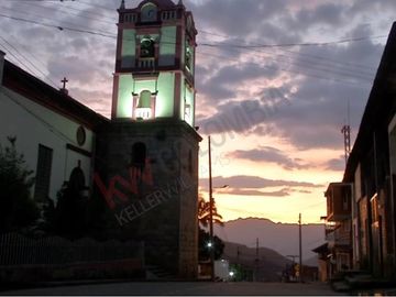 EN VENTA CASA EN GUAYABAL DE SÍQUIMA