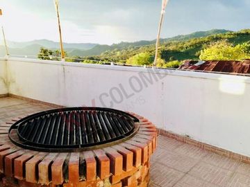 EN VENTA CASA EN GUAYABAL DE SÍQUIMA