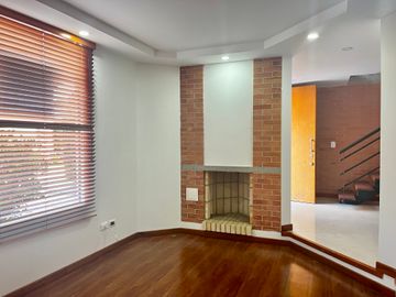 Vendo Casa Campestre Bifamiliar Conjunto Entre Chia Y Cajica