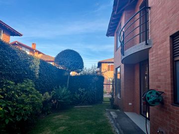 Vendo Casa Campestre Bifamiliar Conjunto Entre Chia Y Cajica