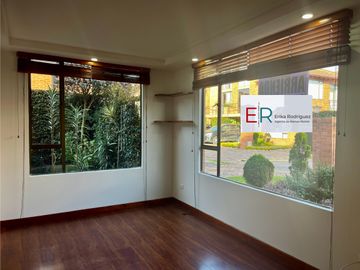 Vendo Casa Campestre Bifamiliar Conjunto Entre Chia Y Cajica