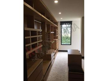 VENDO ESPLENDIDA CASA DE CAMPO EN LA CALERA
