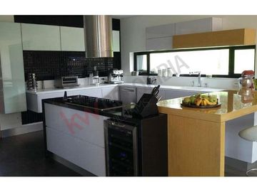 VENDO ESPLENDIDA CASA DE CAMPO EN LA CALERA