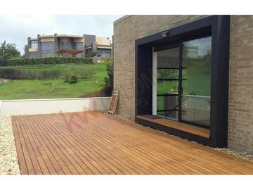 VENDO ESPLENDIDA CASA DE CAMPO EN LA CALERA