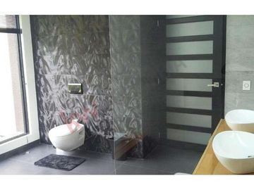 VENDO ESPLENDIDA CASA DE CAMPO EN LA CALERA