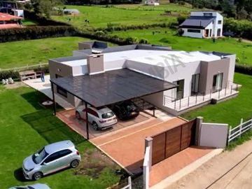 Maravillosa casa campestre en venta - Tenjo Cundinamarca