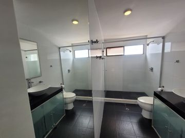 Vendo Clasico En Riomar Remodelado, 184m2