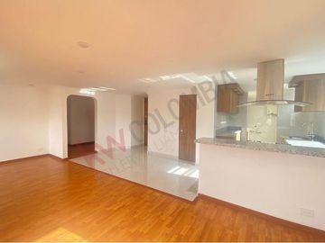 Venta Apartamento amplio, totalmente remodelado, San Patricio - Bogotá