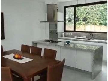 Espectacular Casa De Un Nivel En El Exclusivo Condominio El Peñon- Girardot