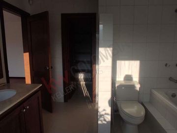 En Venta Casa los Almendros, Pance, Cali