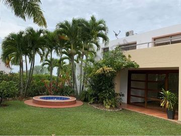 En Venta Casa los Almendros, Pance, Cali