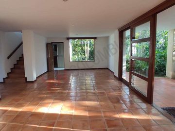 En Venta Casa los Almendros, Pance, Cali
