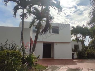 En Venta Casa los Almendros, Pance, Cali