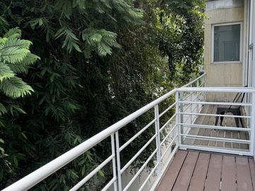 Preciosa y moderna casa baja precio