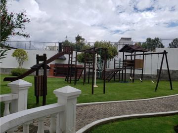 Departamentos de Venta Cumbaya San Juan cerca Urb. Católica