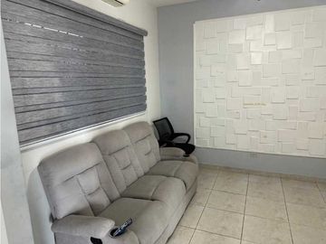 VENDO CASA DE 3HAB EN LOS ALGARROBOS