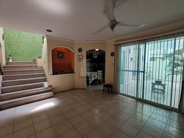 Casa en Venta a 30 pasos de playa Santa Ana, Fracc. Costa del Sol, Boca del Rio, Veracruz