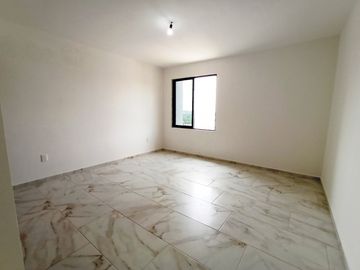 CASA EN VENTA, NUEVA, LOMAS DE COCOYOC, CON ALBERCA Y JARDÍN, MORELOS