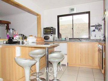 LINDA CASA EN CONDOMINIO, PARA LLEGAR Y HABITAR