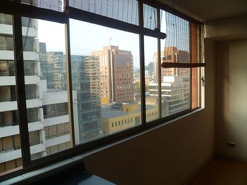 PAPEL MURAL Y PISO FLOTANTE NUEVO