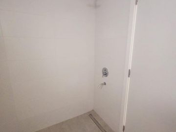 Venta Departamento 3 dorm c/Balcon.  y terraza -Ant. Argentina al 300 ,EDIFICIO ALMA BARDA , Neuquen